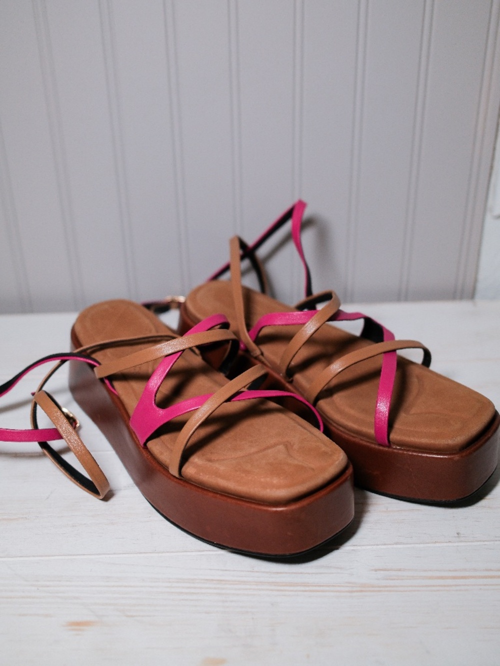 Rag & Bone Logan Platform sandal - Size 38 - Tan and Fuchia